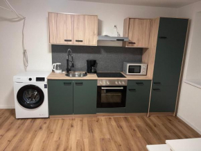 Sehr schöne und Modernisierte Wohnung mit moderne Wohnraumlüftung und Klimaanlage